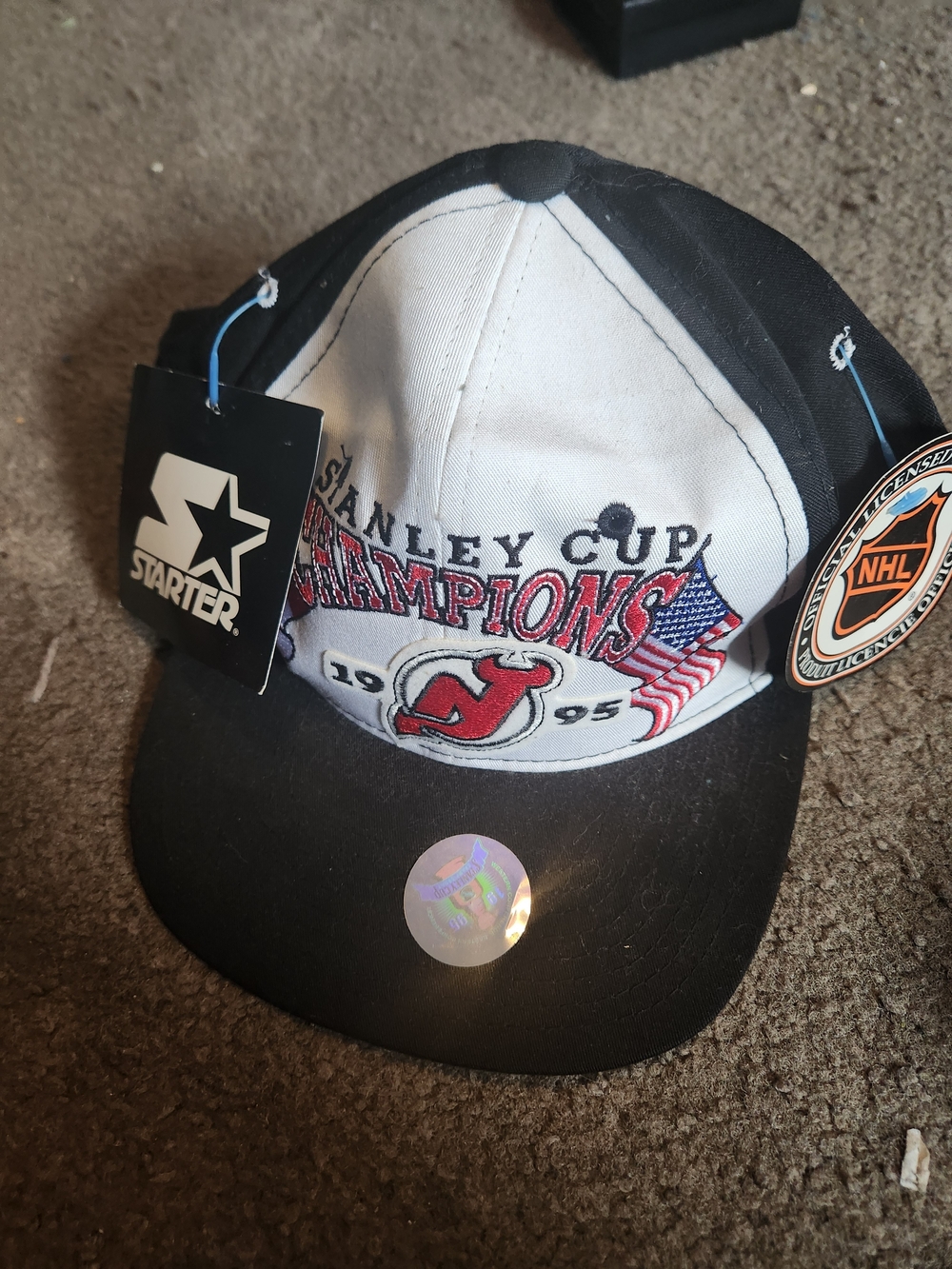 Reebok Black & White New Jersey Devils 1995 Stanley Cup Champions Hat